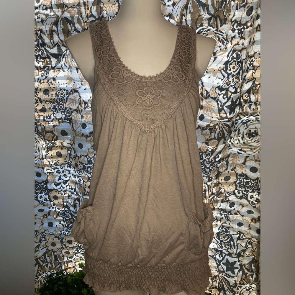 Dressy Papaya tank with crochet/embroidered overlay at top